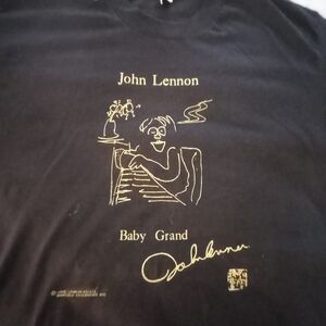 Rare JOHN LENNON tee Nlack "GRAND PIANO"